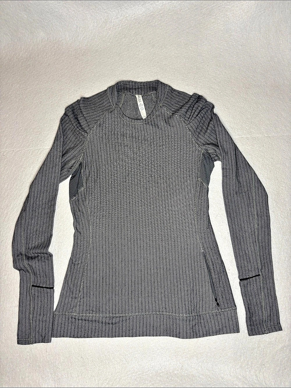 lululemon Think Fast Long Sleeve Herringbone Gray Size 6